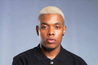 Picture of the AfroSoul Star,Mwezi Ngutyana also known as Baweze on stage